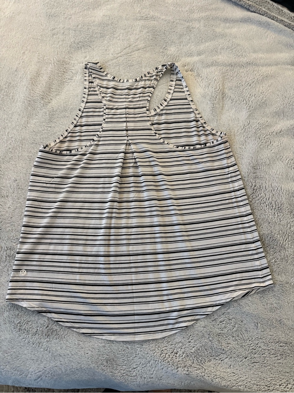 lululemon athletica Striped Pleated Love Tank - White & Black - Picture 2 of 2